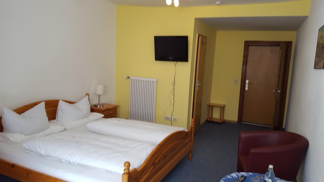 Schwarzwaldgasthof Baren Hotel Titisee-Neustadt Eksteriør billede
